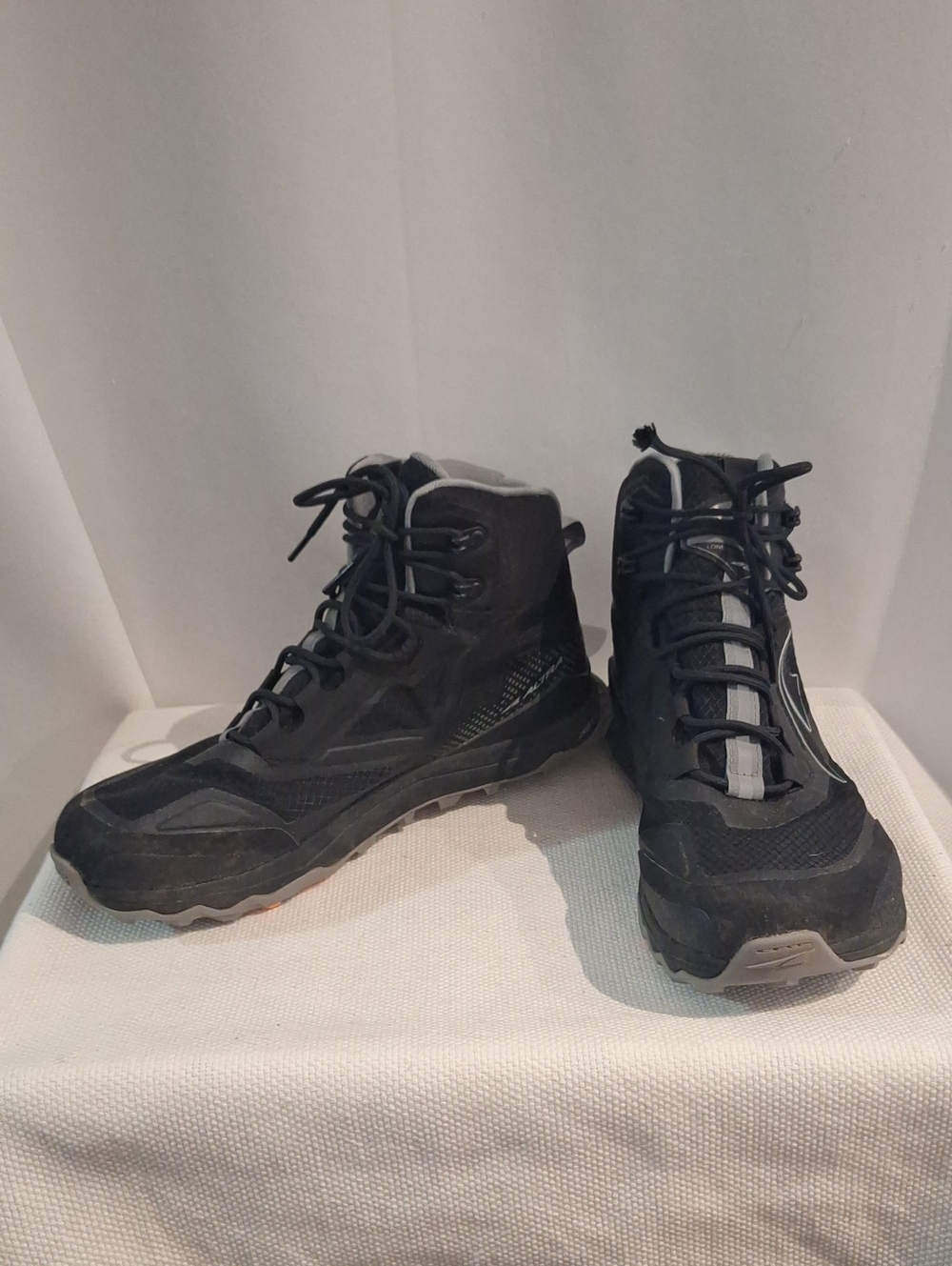 Altra Black and Gray Men's Hiking Boots